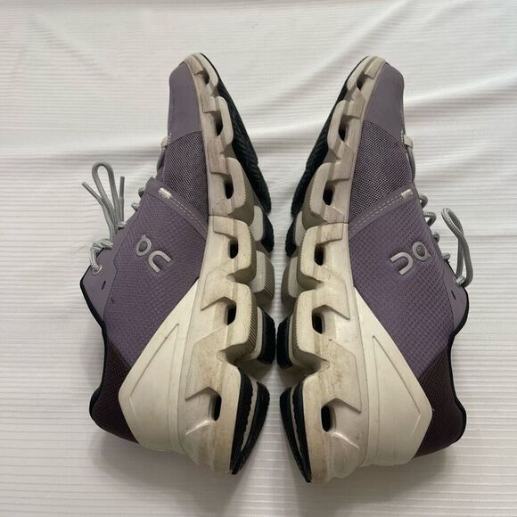 On Cloud Cloudflyer 4 Shark Pearl Sneakers Shoes Women’s Size 10 - Picture 8 of 10